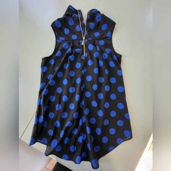 NWOT - Polka Dot Dress Shirt - Size Small - Picture 2 of 4